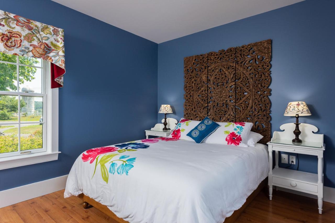 Strong House Inn Vergennes Экстерьер фото