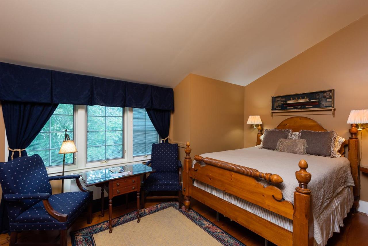 Strong House Inn Vergennes Экстерьер фото