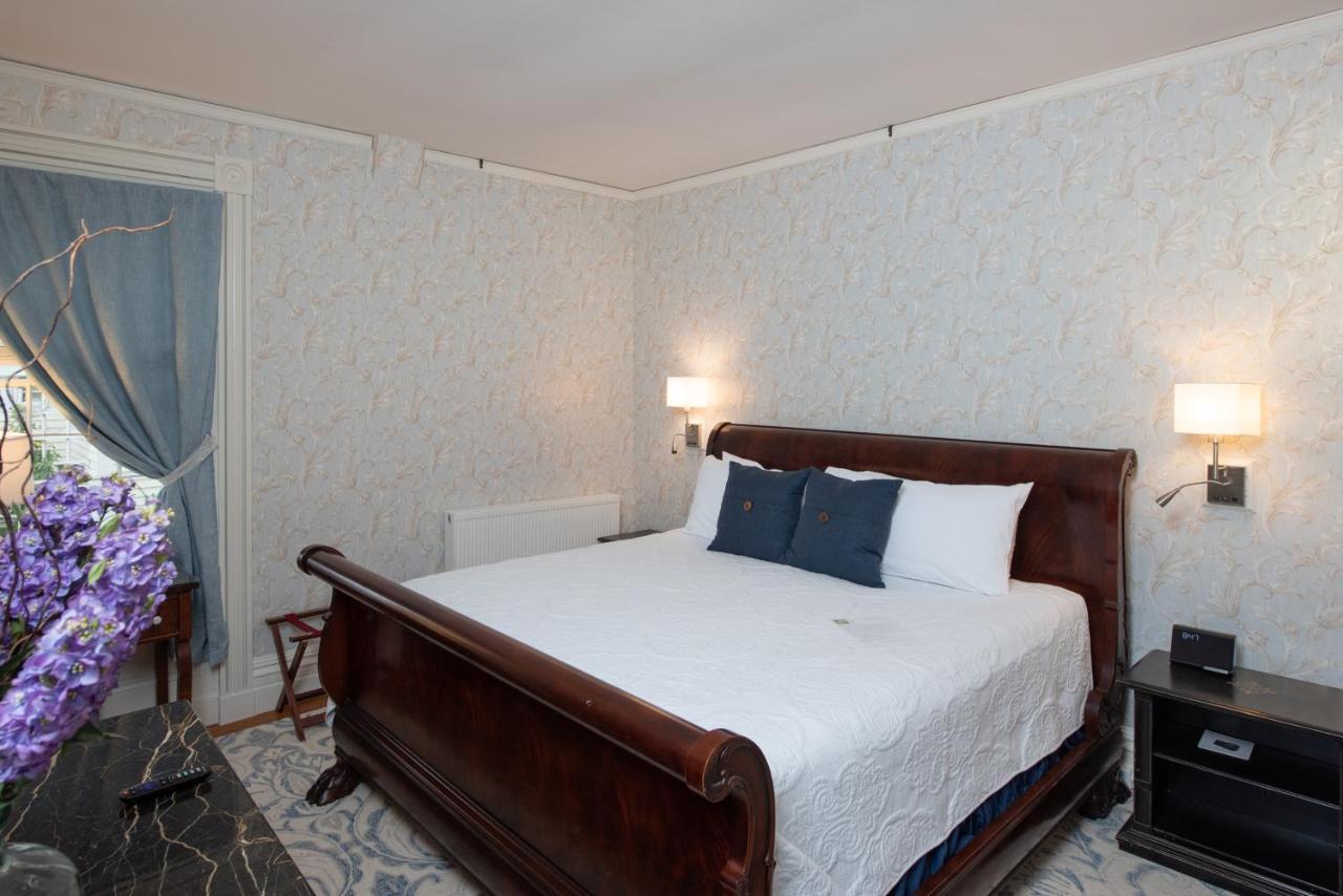 Strong House Inn Vergennes Экстерьер фото