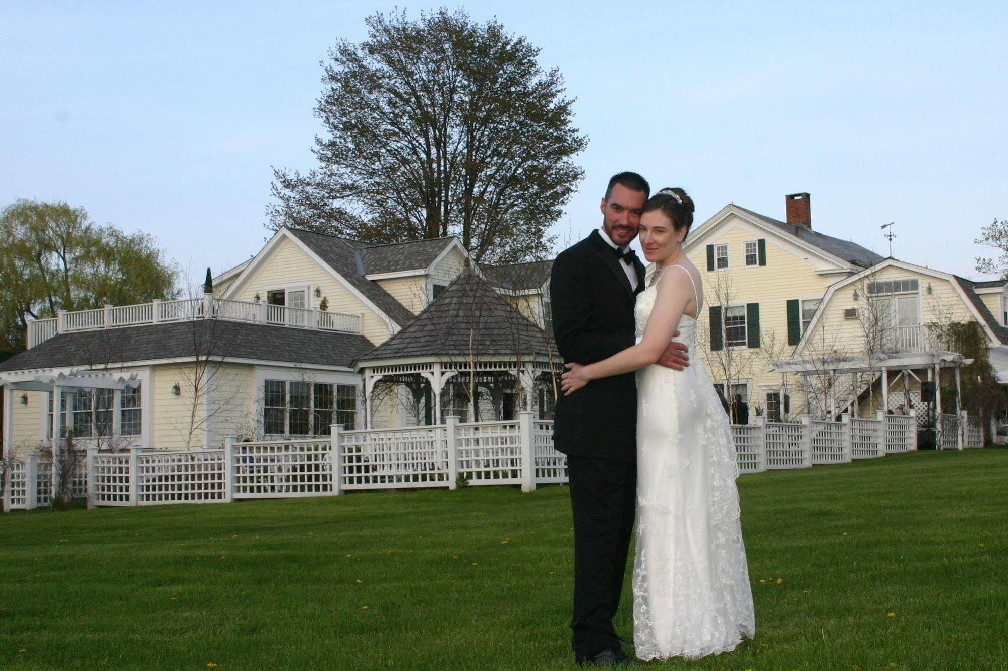 Strong House Inn Vergennes Экстерьер фото
