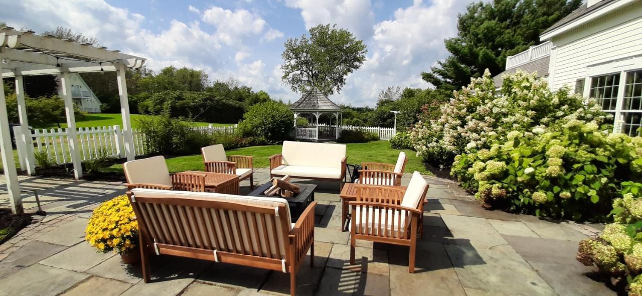 Strong House Inn Vergennes Экстерьер фото